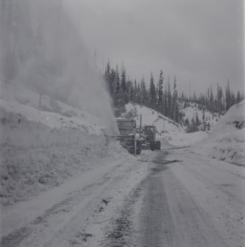 Clearing the Pass, probably the 1950s, photograph 2 of 13
