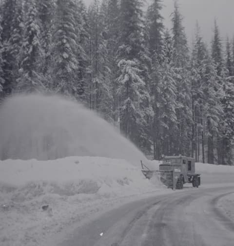 Clearing the Pass, probably the 1950s, photograph 12 of 13