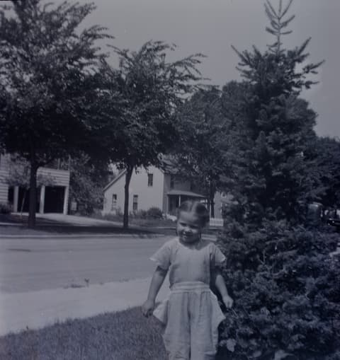 Found 120, Envelope 4, date unknown, photograph 2 of 3