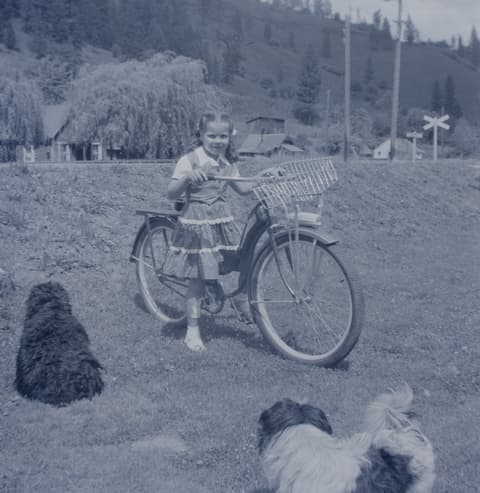 Found 120, Envelope 5, date unknown, photograph 9 of 18