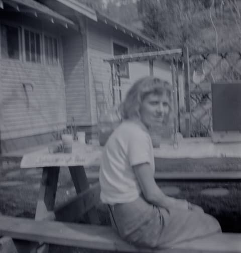 Found 120, Envelope 6, probably the late 1950s, photograph 6 of 29