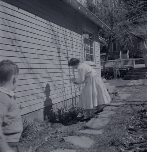 Found 120, Envelope 6, probably the late 1950s, photograph 10 of 29