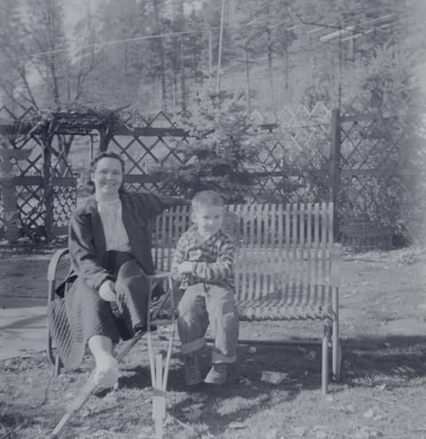 Found 120, Envelope 6, probably the late 1950s, photograph 17 of 29