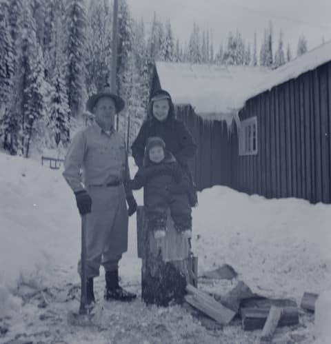 Snowbound, probably the 1950s, photograph 9 of 38