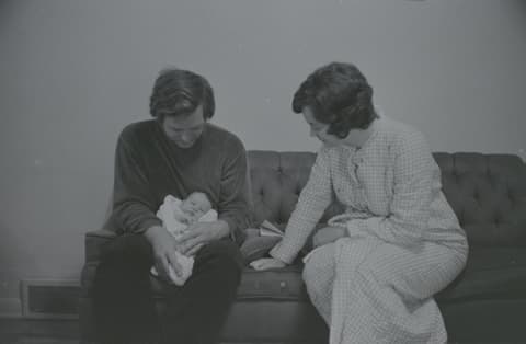 The Baby & the Puppies, October 1971, photograph 6 of 14